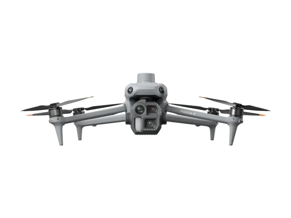 DJI Matrice 4E, вид спереди