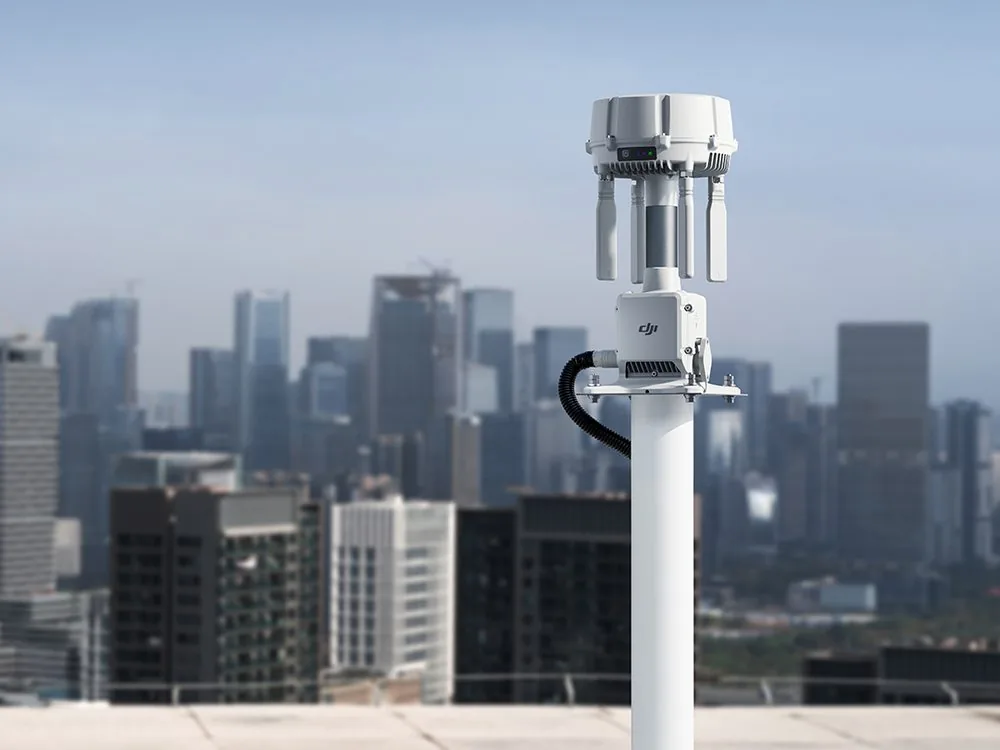 DJI O4 Ground Station, установлена на крыше